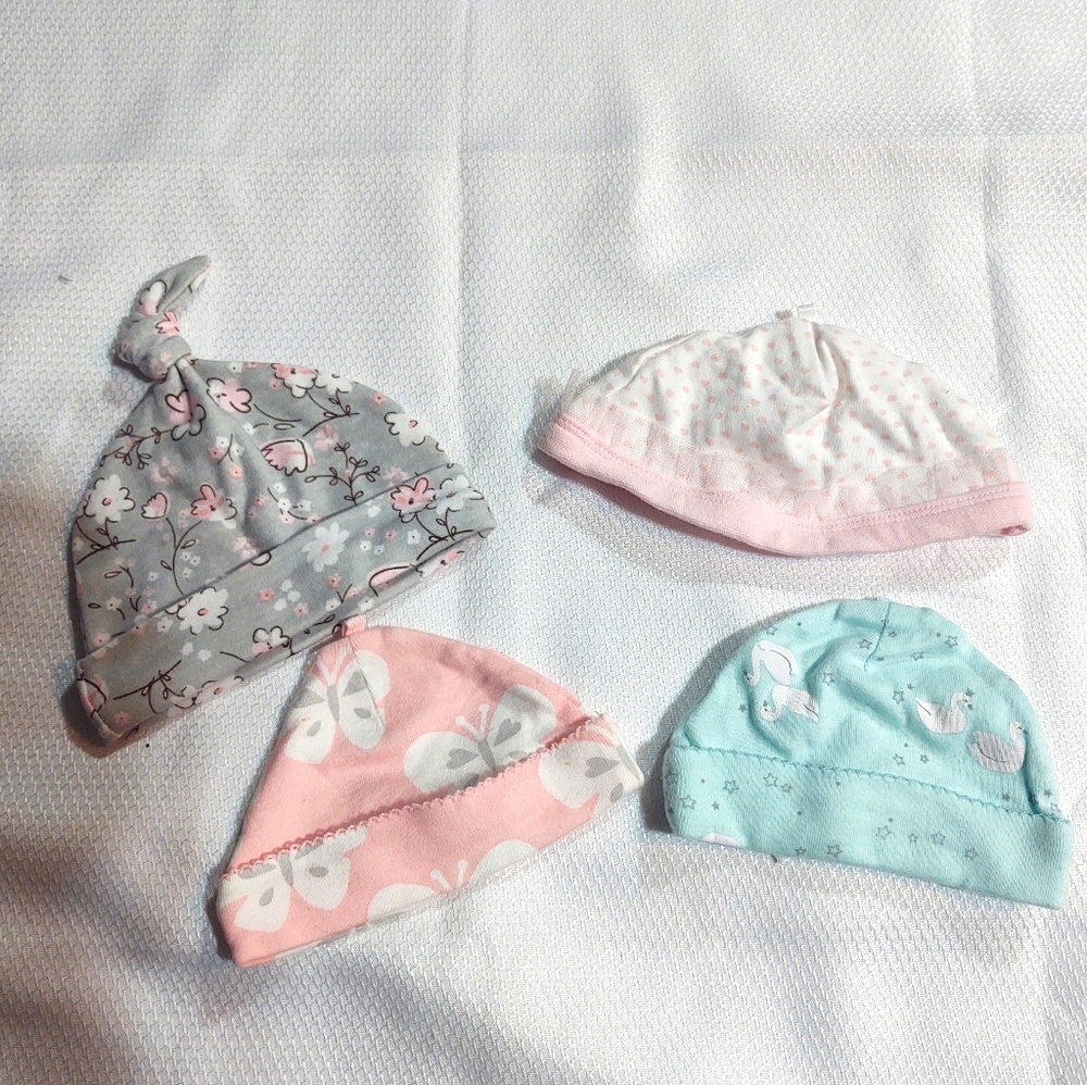 Bundle infant hats